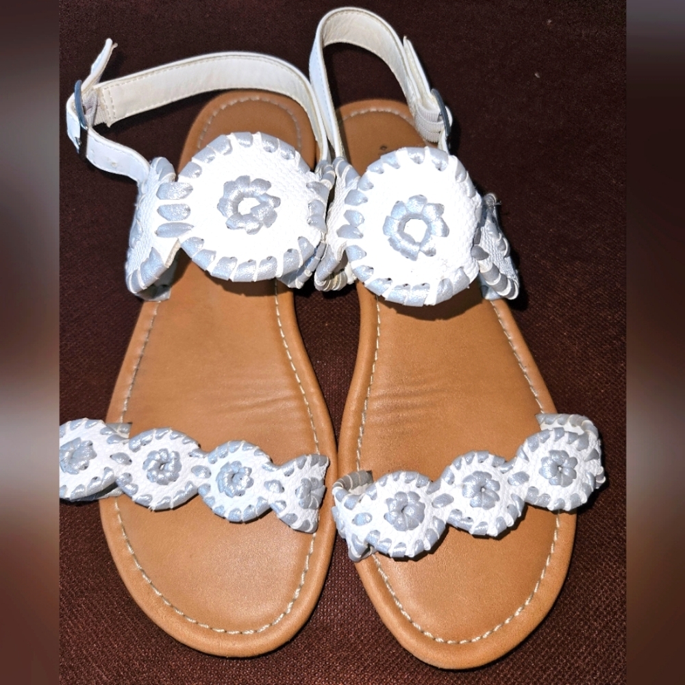 PARADISE SHORES WOMEN'S SANDAL  SIZE 7